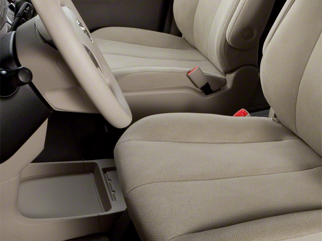 2011 Toyota Sienna LE 8-Passenger