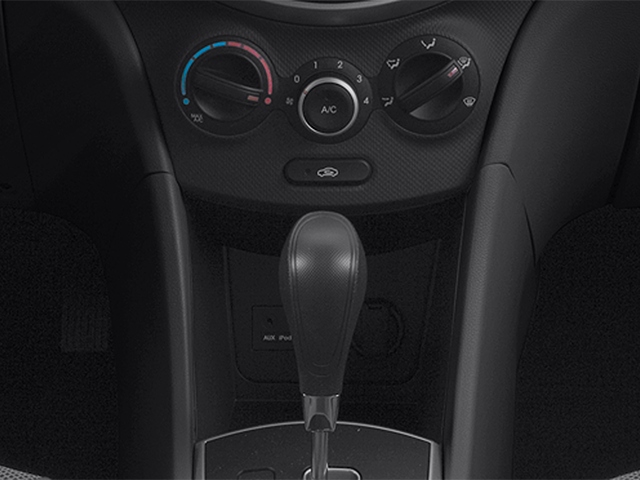 2013 Hyundai ACCENT GS