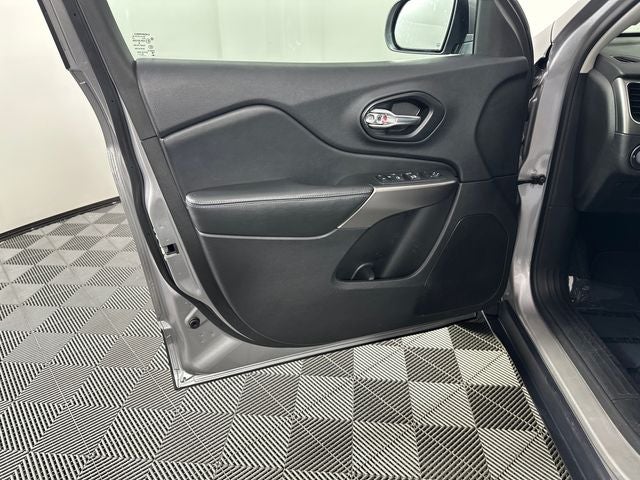 2021 Jeep Cherokee Latitude Plus