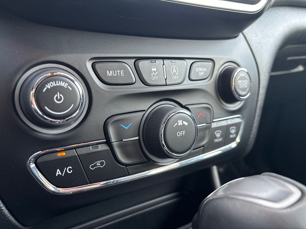 2021 Jeep Cherokee Latitude Lux