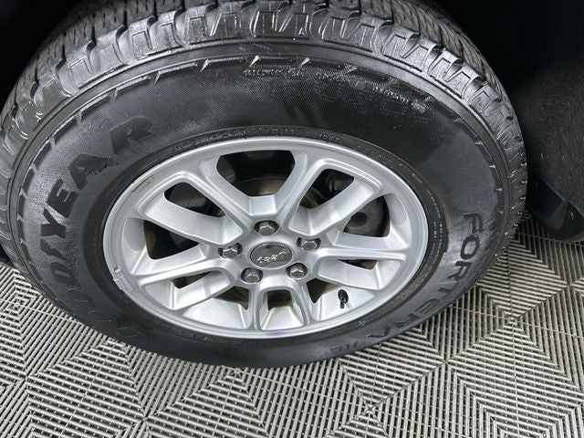 2018 Jeep Grand Cherokee Laredo E