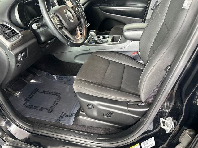 2018 Jeep Grand Cherokee Laredo E