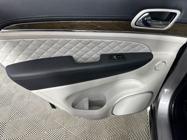 2018 Jeep Grand Cherokee Summit