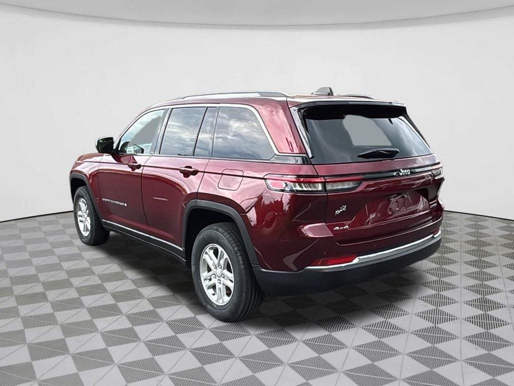 2023 Jeep Grand Cherokee Laredo