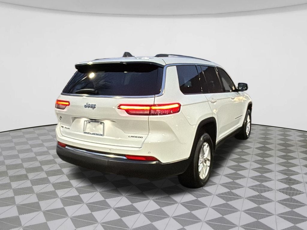 2022 Jeep Grand Cherokee L Laredo