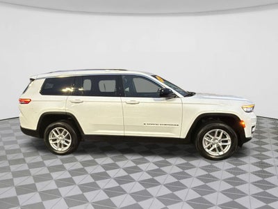 2022 Jeep Grand Cherokee L Laredo