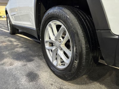 2022 Jeep Grand Cherokee L Laredo