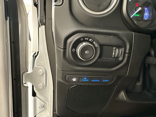 2024 Jeep Wrangler Sahara 4xe