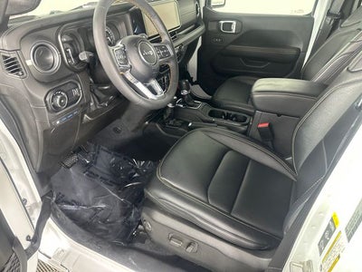 2024 Jeep Wrangler Sahara 4xe