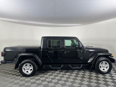 2023 Jeep Gladiator Sport