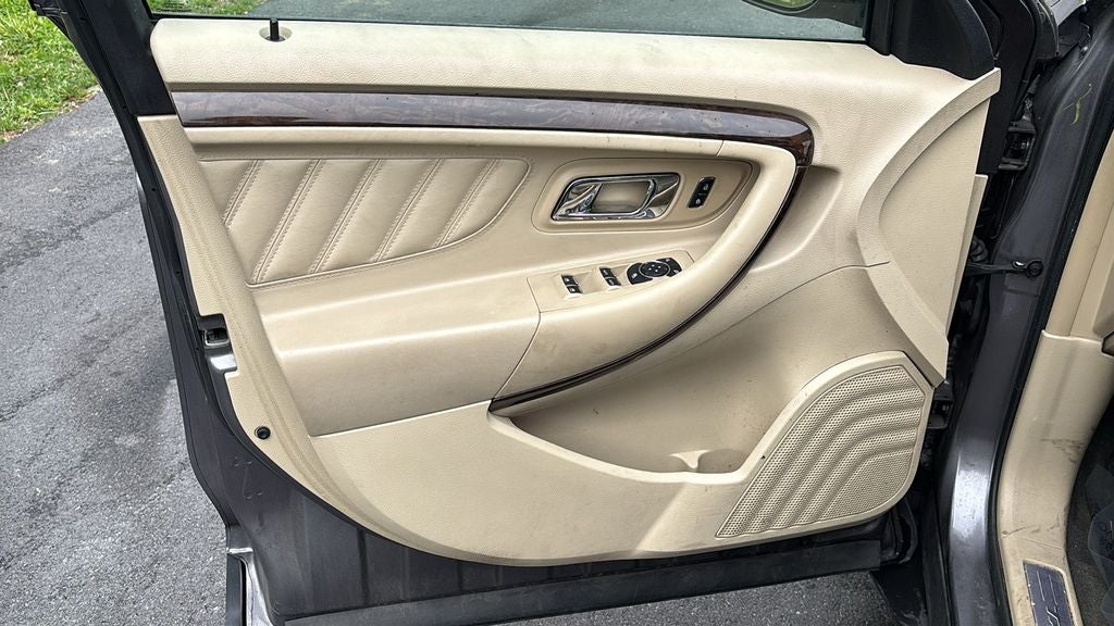 2013 Ford Taurus Limited