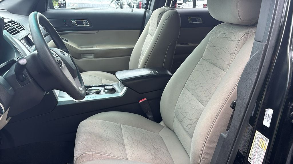 2015 Ford Explorer Base