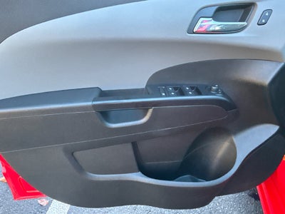 2018 Chevrolet Sonic LT