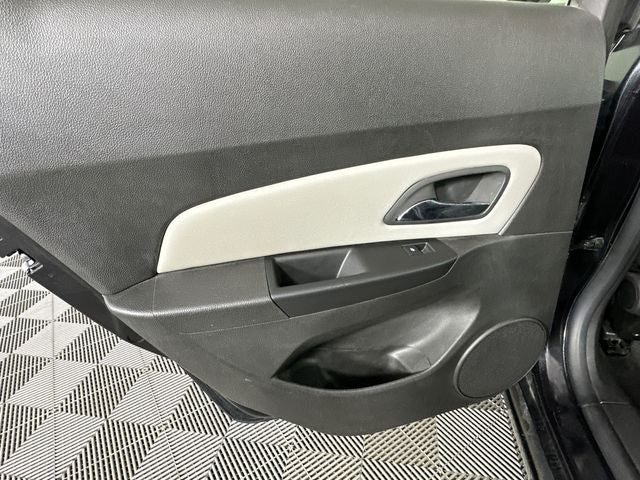 2011 Chevrolet Cruze LS