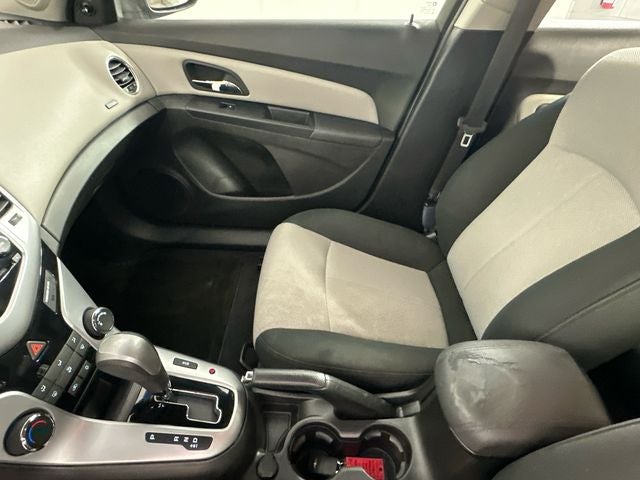 2011 Chevrolet Cruze LS