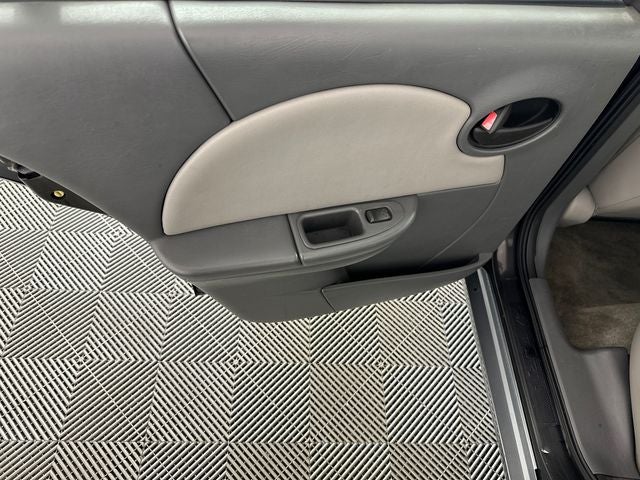 2006 Saturn ION 3