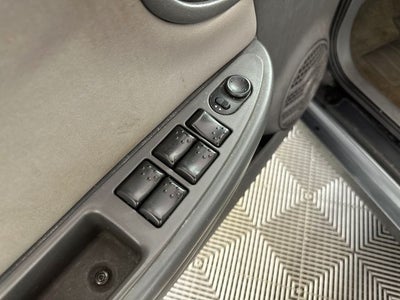 2006 Saturn ION 3