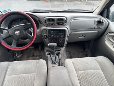 2008 Chevrolet TrailBlazer LS 2FL