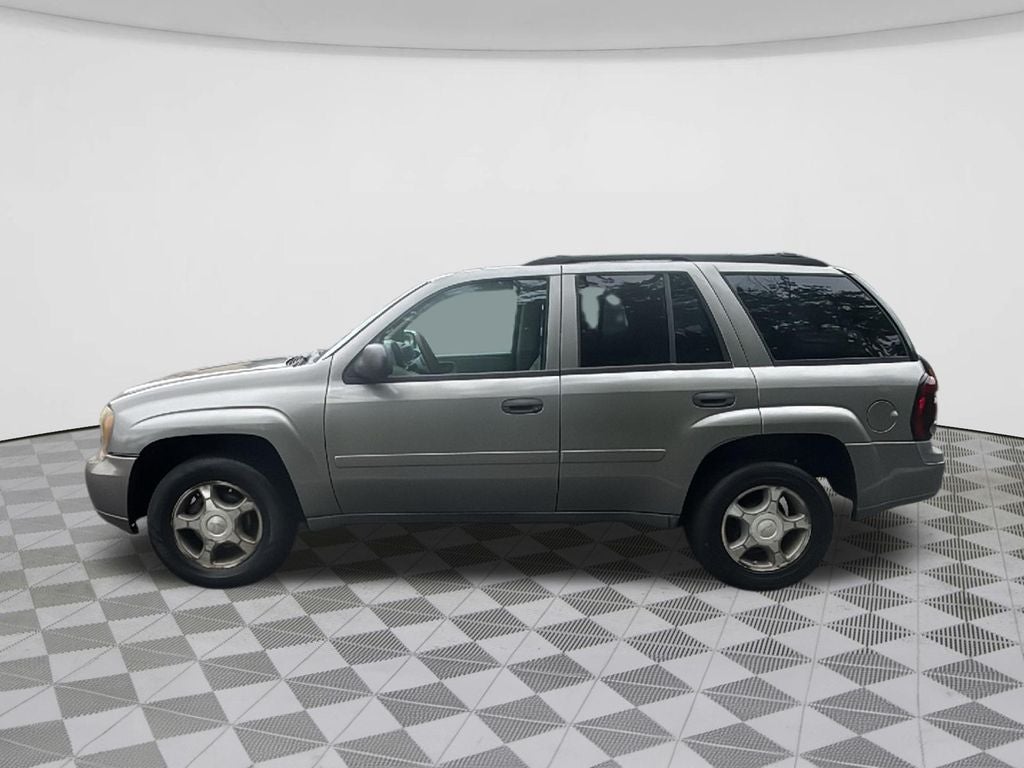 2008 Chevrolet TrailBlazer LS 2FL