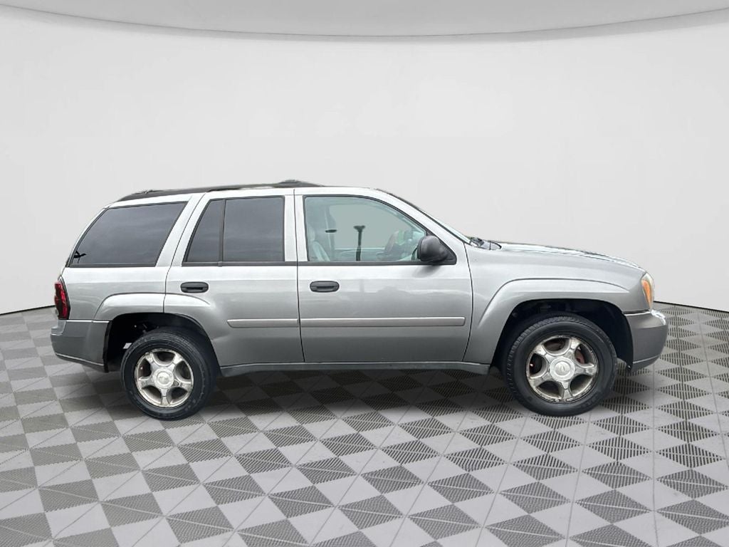 2008 Chevrolet TrailBlazer LS 2FL
