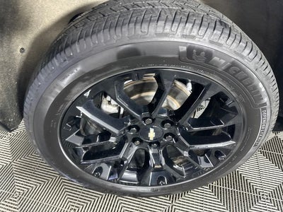 2022 Chevrolet Suburban High Country