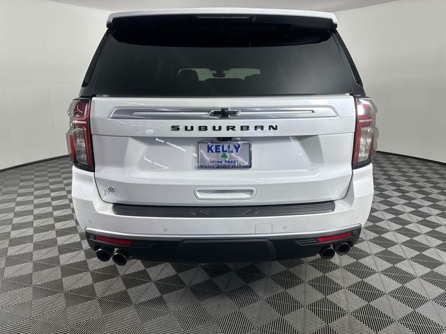 2022 Chevrolet Suburban High Country