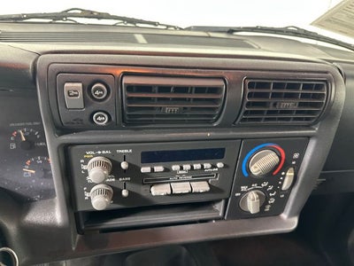 1997 GMC Sonoma SLS