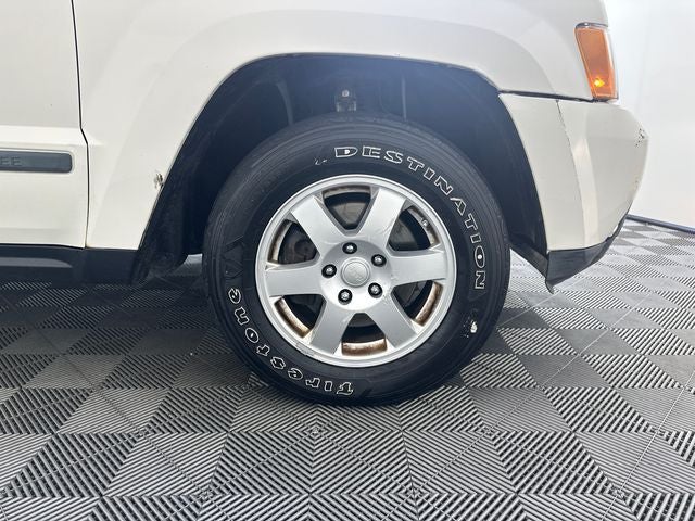2009 Jeep Grand Cherokee Laredo