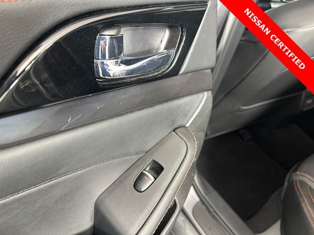 2023 Nissan Maxima SR