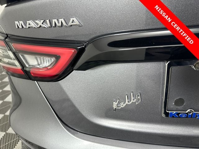 2023 Nissan Maxima SR