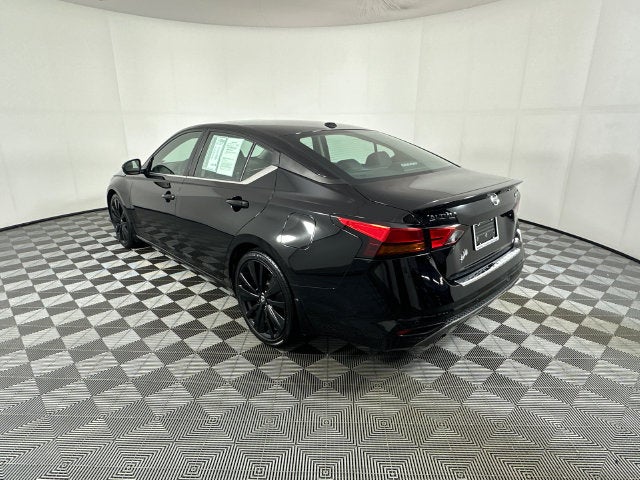 2022 Nissan Altima 2.5 SR Midnight Edition Package