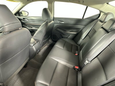 2022 Nissan Altima 2.5 SR Midnight Edition Package