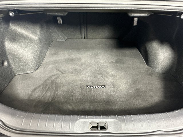 2022 Nissan Altima 2.5 SR Midnight Edition Package