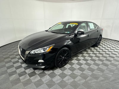 2022 Nissan Altima 2.5 SR Midnight Edition Package