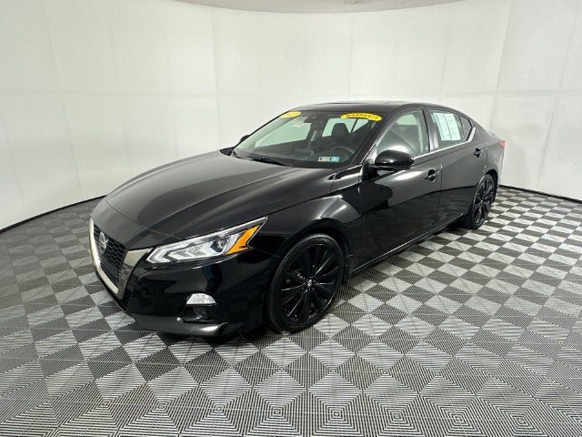 2022 Nissan Altima 2.5 SR Midnight Edition Package