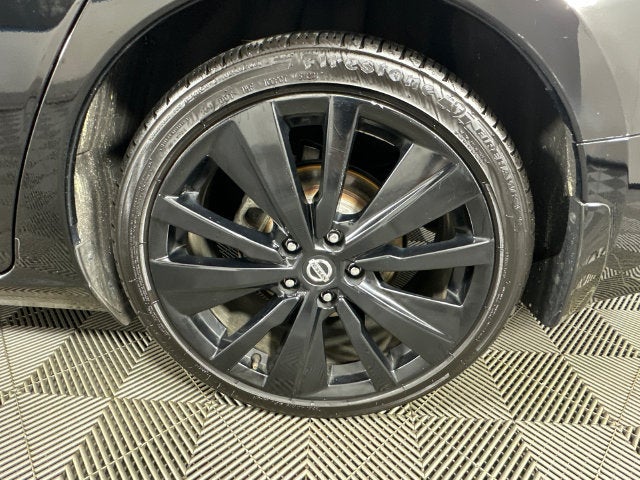 2022 Nissan Altima 2.5 SR Midnight Edition Package