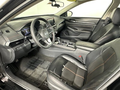 2022 Nissan Altima 2.5 SR Midnight Edition Package