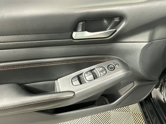 2022 Nissan Altima 2.5 SR Midnight Edition Package