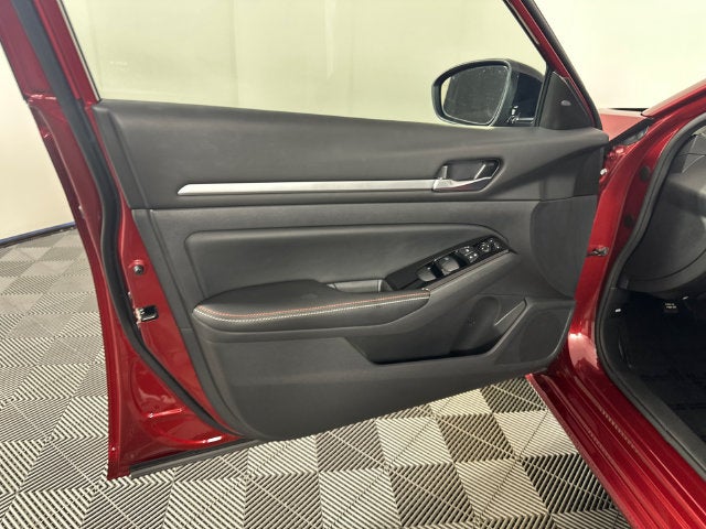 2024 Nissan Altima 2.5 SR Premium Package