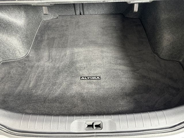 2022 Nissan Altima 2.5 SR Midnight Edition Package