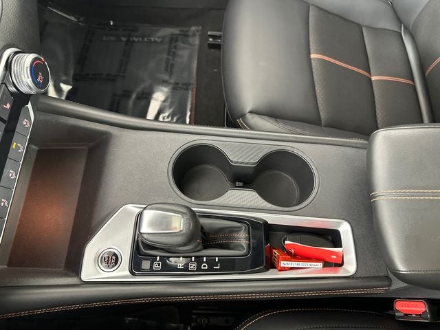 2022 Nissan Altima 2.5 SR Midnight Edition Package