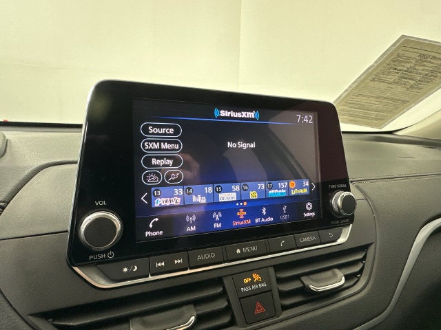 2022 Nissan Altima 2.5 SV Premium Package