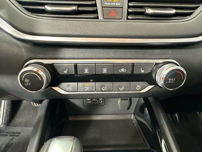 2022 Nissan Altima 2.5 SV Premium Package