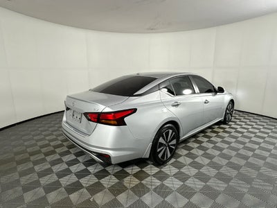 2022 Nissan Altima 2.5 SV Premium Package