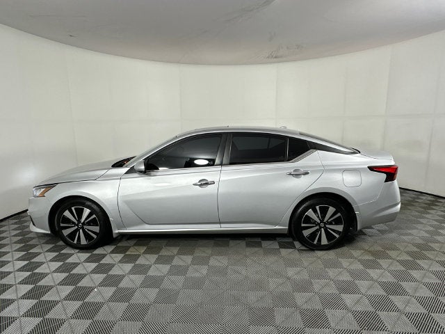 2022 Nissan Altima 2.5 SV Premium Package