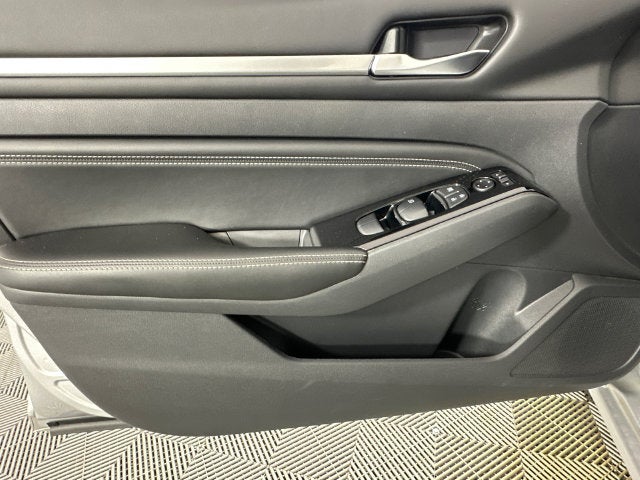 2022 Nissan Altima 2.5 SV Premium Package