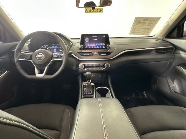 2022 Nissan Altima 2.5 SV Premium Package