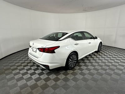 2023 Nissan Altima 2.5 SV Premium Package