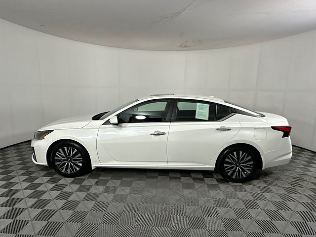 2023 Nissan Altima 2.5 SV Premium Package