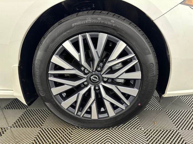 2023 Nissan Altima 2.5 SV Premium Package